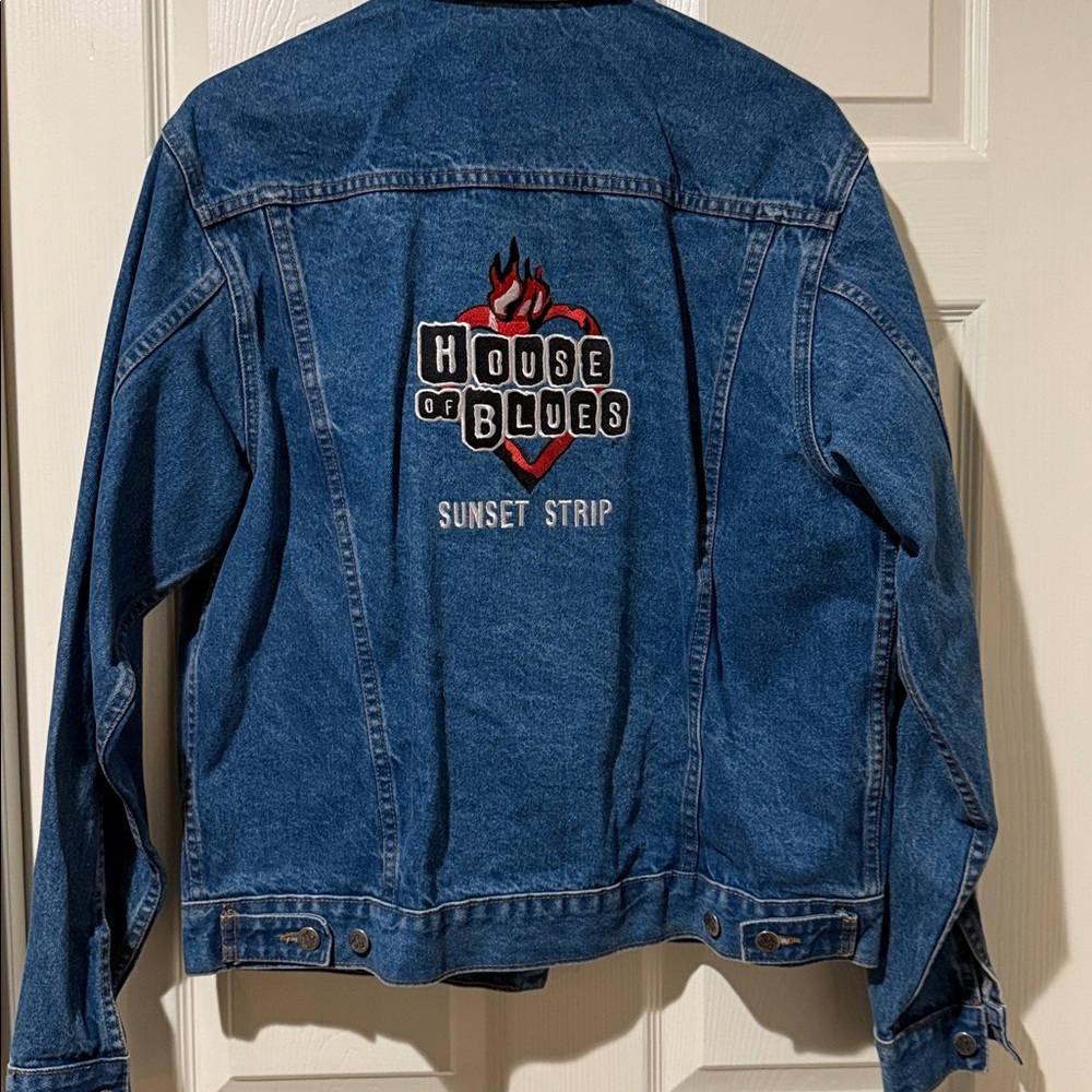 House of Blues- Sunset Strip- Classic Blue Denim Jacket- Like NEW